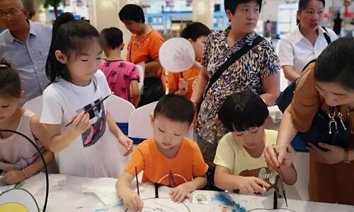 清涼一夏畫出來，盆栽冰淇淋&團(tuán)扇彩繪美好上演！